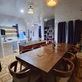 Nomads Retreat House family room for 8 guests, hotel i Basdiot