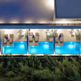 Mr & Mrs Grey Luxury Suites with Private Pools-Laganas, hotel a Laganas