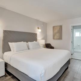 Ocean Blvd King Suite in Fort Lauderdale