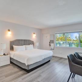 Spacious King Suite in Fort Lauderdale