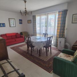 Appartement central et balcon - 4 pers. - FR-1-879-46