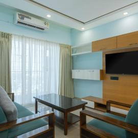 Luxury Posh 3 BR Apt Airport Take off Landing View Dr Rela Hospital 5 Mins