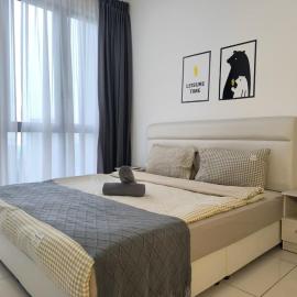 Elysia Cozy Couple Room W Private Bathroom By STAY, hotel in Iskandar Puteri