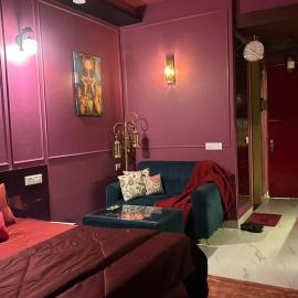 THE MOONLIGHT STUDIo, hotel en Ghaziabad