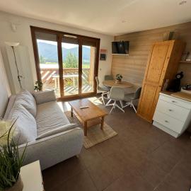 Appart T2 Cosy vue panoramique Lac & Montagnes