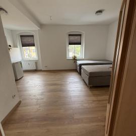 Cozy 3-person room in Dresden, well connected
