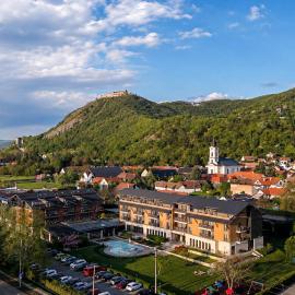 Hotel Visegrád โรงแรมในวิเชกราด