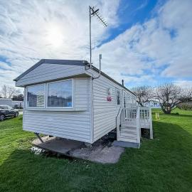 Superb Caravan With Wifi At Broadland Sands Park, Suffolk Ref 20140Bs
