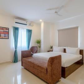 Rcc Hotels Helix Gachibowli, hotel in Haiderabad