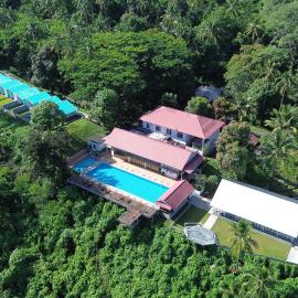 Azana Essence Villa Agape Manado, hotel in Pineleng