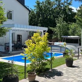 Pool & Chill Balaton, hotel a Balatonvilágos
