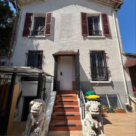 Soleil, hotel a Villejuif