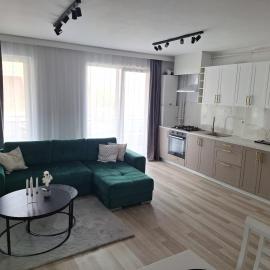 Cozy apartment!, hotel v destinácii Floreşti