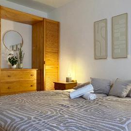 HollidayVillage 5B