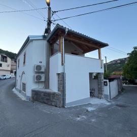Hiša Hrastovlje - Countryside House โรงแรมในHrastovlje