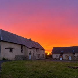 Gite La Meriennerie, hotell i Amigny