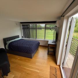 Summerhouse, hotel i Honington