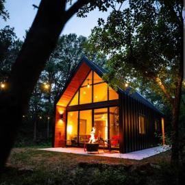 The woodcrest by lake & woods, hotell i Bhīm Tāl