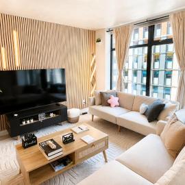 AfterGlow Luxury Downtown 2BR Near Cruise Port & BC Place, hotel in Vancouver