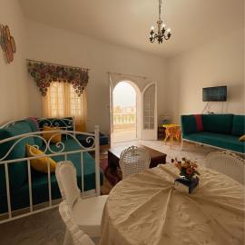 Dina Mansour's vacation home 54 A upper, hotel in Dawwār ‘Abd Allāh