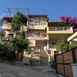 Apartments Vretenicic – hotel w Barze