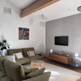 Loft tout confort 120m2 vue église, proche plages et commerces