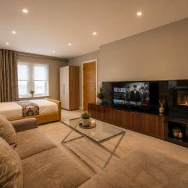 Room E Luxury Room Stay in Batley, hotel in Batley