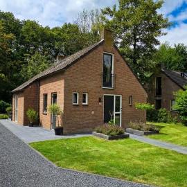 Vakantiewoning Maas en Waal, hotel en Ewijk