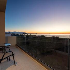 Endless Blue Escape, Sea View Apartment, hotel u gradu 'Stavromenos'