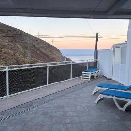 Casa Bella Terraza con vistas al mar y parking privado, hotel a Igueste