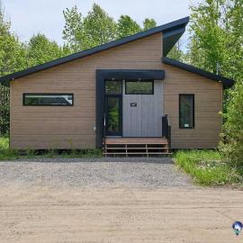 Astral - Private Hot Tub Pet-Friendly