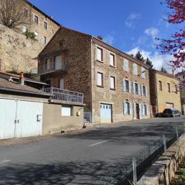 La Fenière, Maison de village à Auzon