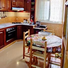 Comfortable F3 apartment in a very quiet area, hotelli kohteessa 'Aïn Benian