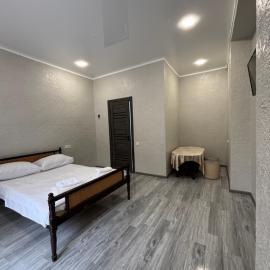 Abelyans Fam Hotel, hotel in Alaverdi