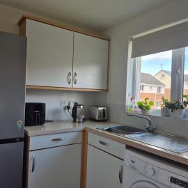 cosy home with 3 beds in 3 spacious rooms with free parking, hotel in Brandon