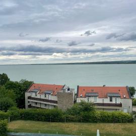 T8 Sunset Tihany