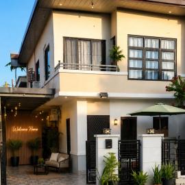 The Lake Haus Cebu, hotel i Lapu Lapu City