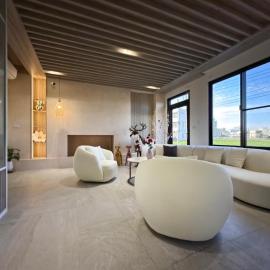 Sunrise Chanson Villa、后里区のホテル