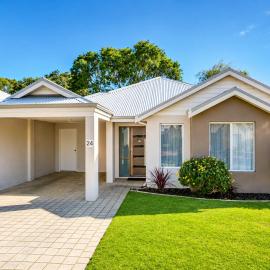Blue Skies & Bay Breezes at Ocean Blue, hotel in Broadwater