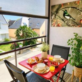Evasion chic au coeur de la ville et proche plage - Garage privé