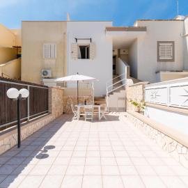 Villetta Sabbia d'Oro, hotel a Torre Mozza