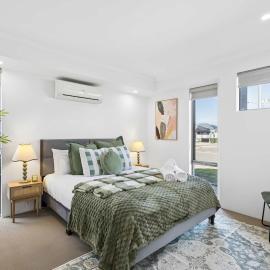 Relaxing 3BR Home Ideal for FIFO & Families, hotel in West Swan