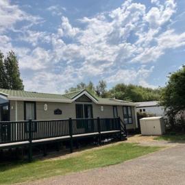 Stunning 8 Berth Lodge At Manor Park, Near Hunstanton Beach Ref 23011B, hotell sihtkohas Hunstanton