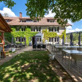 Logis Hôtel la Vigotte, hotel i Girmont-Val-dʼAjol