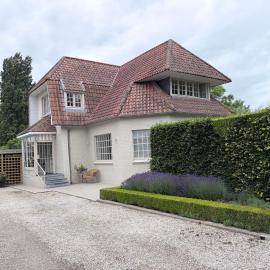 Cosy Cottage by Marleen met grote tuin