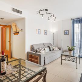 Apartment 100 Meters From The Beach
