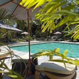 Secret Cottages Chaweng Noi、サムイ島のホテル