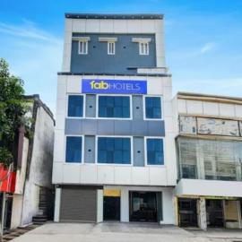 FabHotel Deaveera Grand