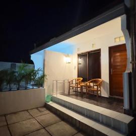 Nyoman Homestay Uluwatu, hotel in Uluwatu