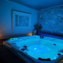 Cocoon Hébergement Wellness, hotel di Chimay
